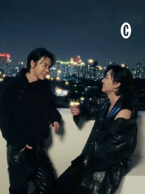cosmopolitan更新杂志拍摄花絮视频 .