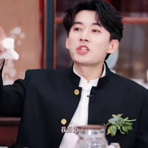 颜值最高的人 linda爷，跟剧里反差好大啊！