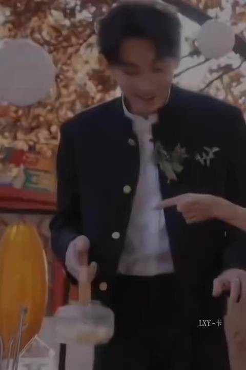 林大爷小嘴叭叭个不停,根本停不下来超期待明天的团综