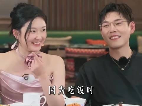 因为袁雨萱反复讲何泽远的糗事，何泽远生气了！上次对袁雨萱的记忆还是她拍戏