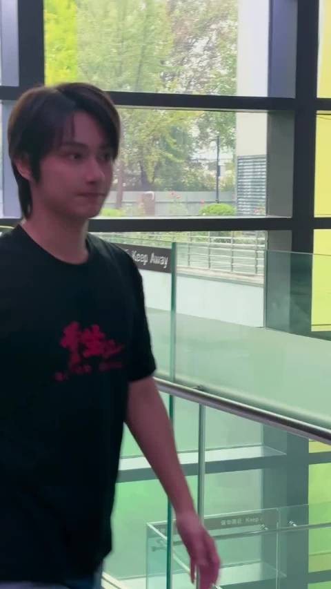 文俊辉苏诚重生2，古殿春深客到稀