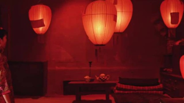 颂莲发现雁儿的秘密，得知了二太太卓云的真面目