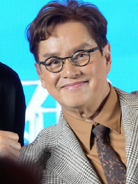 阿伦你真的太好了无言的爱都在你的眼睛里