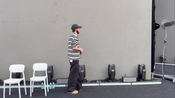 小屿别哭！我想知道，小熊怎么样了？