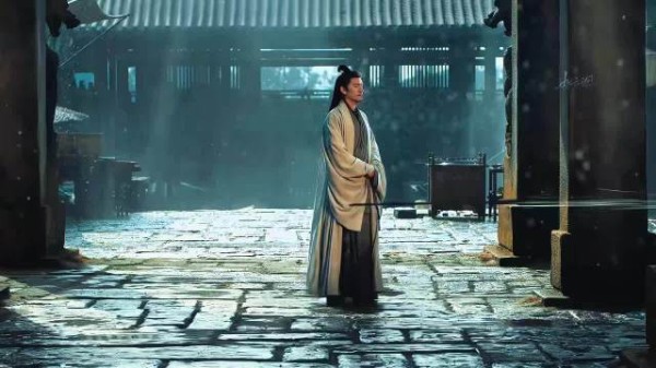 李宛妲很适合武侠，戴斗笠那一幕甚至有点二次元