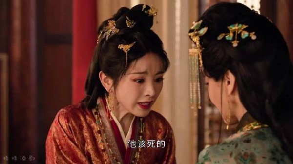 君黛得知陆濯无恙大怒,欲与姑母密谋夺回魏娆身份