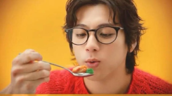 山田裕贵coco壱番屋小羊造型引惊叹