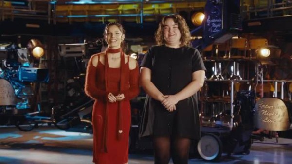 Gracie Abrams X Inde Navarrette 在 SNL