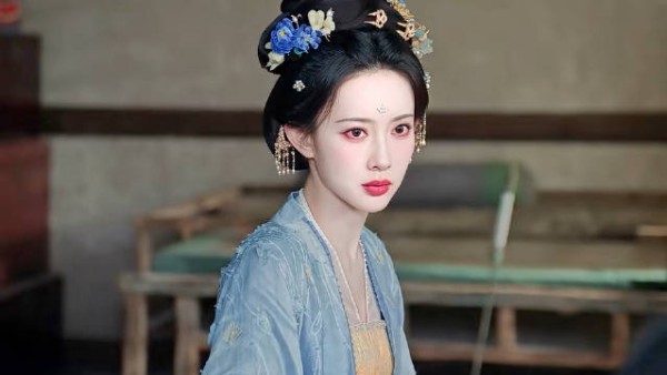 晋王这么搞笑,暮晚摇的嫌弃不像演的