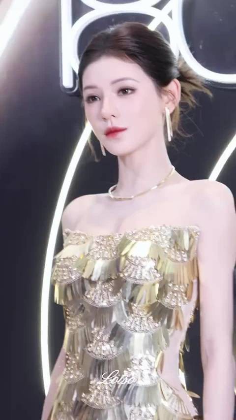 张予曦镜头装不下你的美