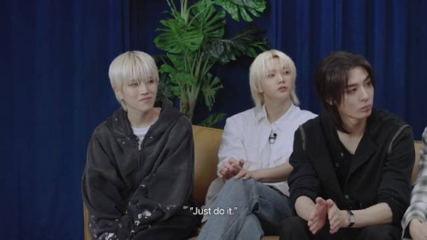 Daebak Show成员畅聊跳伞 六人围圈齐跳引期待