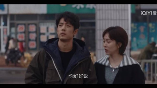 哈哈 这大直男也太欠了……看得我都想给他一巴掌了！