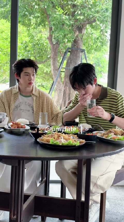 照顾哥哥的,宝宝快快好起来吧~ Cr. Logo