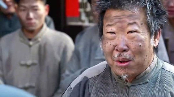 丐帮王麻子到丰泽园闹事,栾学堂请来西北锤王,直接摆平!