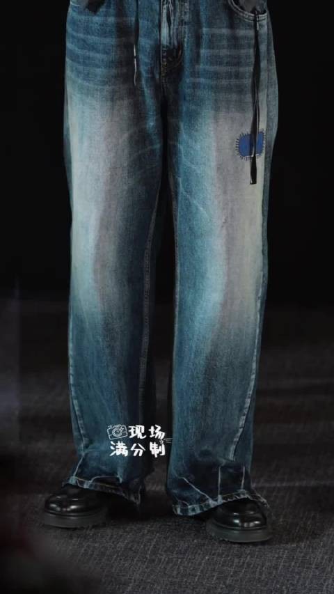 谁教你这么运镜的,这下子可把肖战从脚看到头了