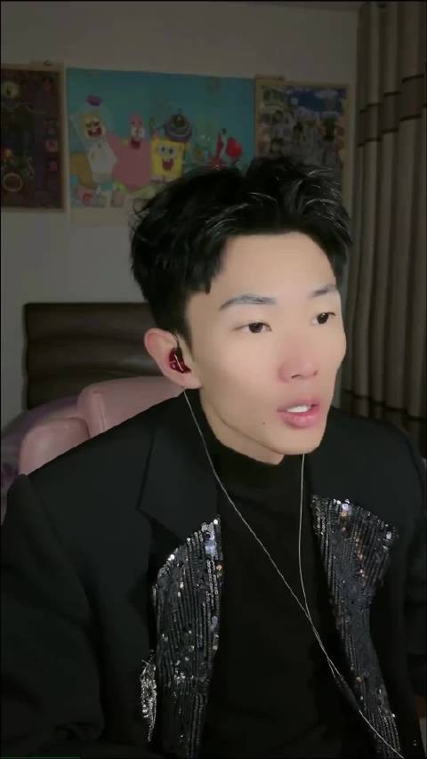 真的，不是谁都能跟她谈，100种表达爱的方式人生的100种可能