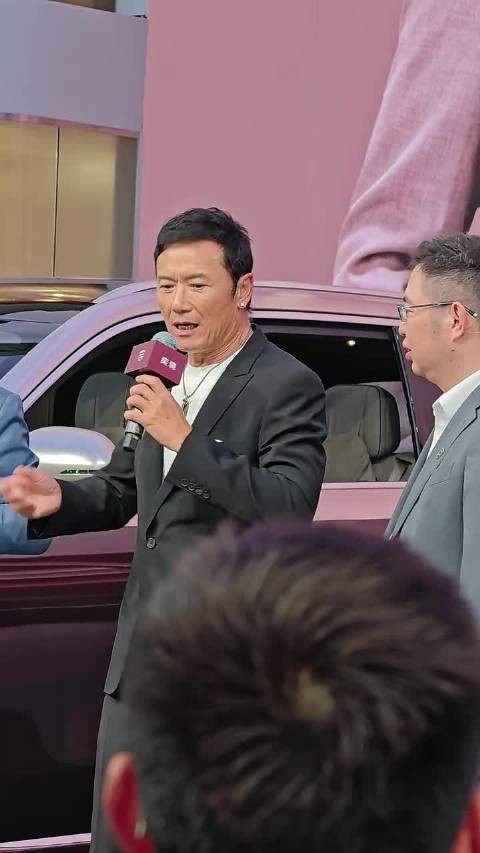 继续快乐刷屏! 转自:小仓说车
