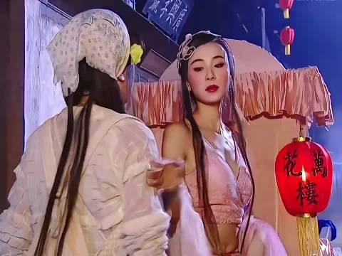“你敢信当年导演找了一群大美人，愣是没压住男主!”