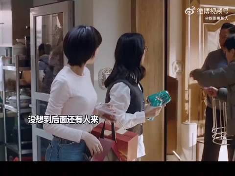 小城良方群像围桌合唱相逢是首歌
