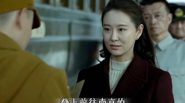 火车顶级谍战，三人互猜身份，极限博弈，精彩