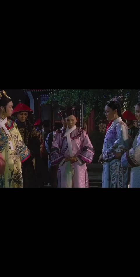 华妃一向嚣张跋扈，即便在皇上面前也例外，这下被做局，翻不了身