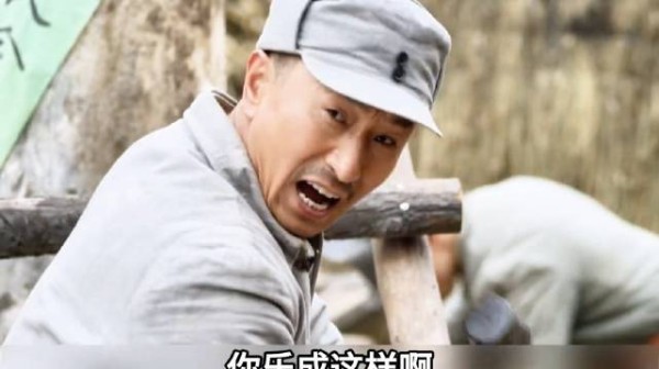 八路军潜伏刺杀鬼子，却遭敌人识破