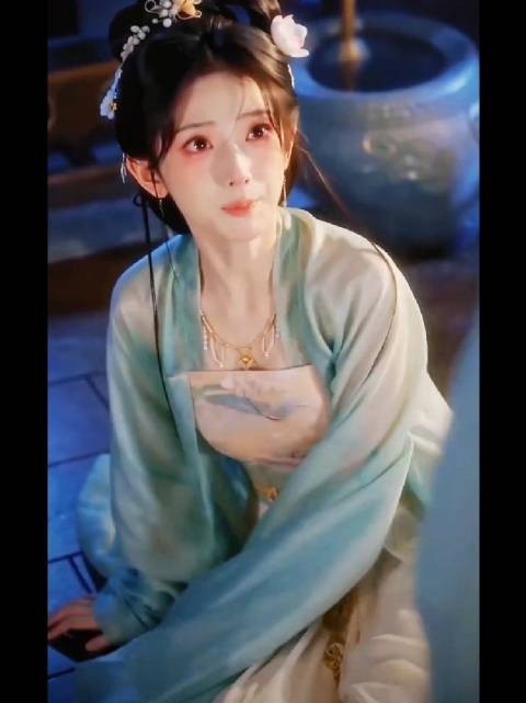成年人的小浪漫藏在不起眼小事里，用傻方式稳住情绪面对工作