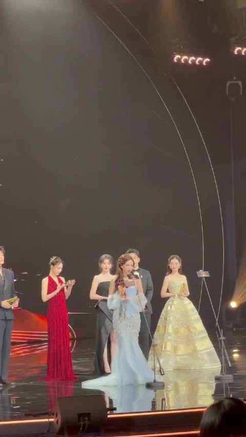 程潇获微博视界大会年度潜力演员