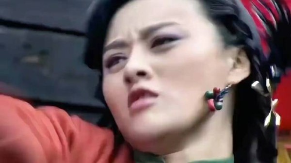 九尾妖对战黑龙大佬，廖春晓凌空飞腿联手血战