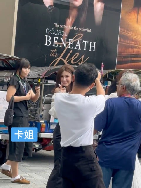 lalinalena 超萌小可爱 特真诚的lena，值得更多人爱
